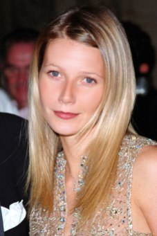 Gwyneth Paltrow (b.1972) - She is an actress, to most of us she was first known from "Seven" (1995) with on - and soon of screen boyfriend Brad Pitt. She have also starred in "Emma" (1996), "Shakespeare in love" (1998), "Bounce" (with then boyfriend Ben Affleck, 2000), "Sylvia" (2003), "Iron Man"-trilogy (2008-13) and "Contagion" (2011). Gwyneth won an Academy Award for her performance in "Shakespeare in love" (1998). Gwyneth is also a singer and the author of several cook books. Her father was a director and her mother is british actress Blythe Danner.