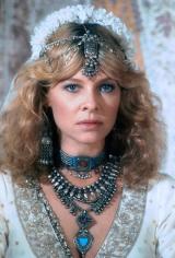 Kate Capshaw (b.1953) - Actress mostly known from "Indiana Jones and the Temple of Doom" (picture, 1984). A few years later she married the director of the movie, Steven Spielberg (1991). They have four children together. Kate is also known from "Space Camp" (1986), "Black Rain" (1989) and "Just Cause" (1995).