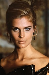 Candice Bergen (b.1946) - Popular model and actress in the 1960´s and 70´s. She got an academy award nomination for "Starting Over" in 1980, starred in "Gandhi" (1982) and became a TV star in her own sitcom "Murphy Brown" (1988-1998).