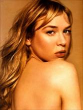 Renée Zellweger (b.1969) - She was born and raised in Texas. Her mother is Norweigan and her father is from Switzerland. Renée is an actress known from "Jerry Maguire" (1996), "Bridget Jones diary" (2001) and "Chicago" (2002) for who she won an Academy Award.